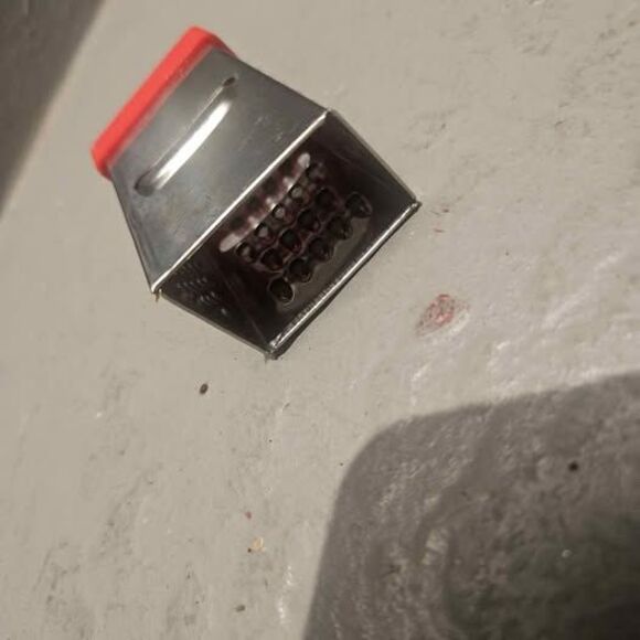 Nutmeg Grinder Mini Box Cheese Grater - Picture 5 of 5